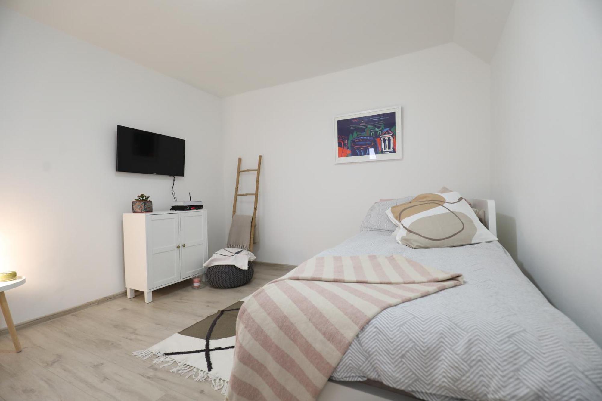 Apartment Mir Pula Eksteriør billede