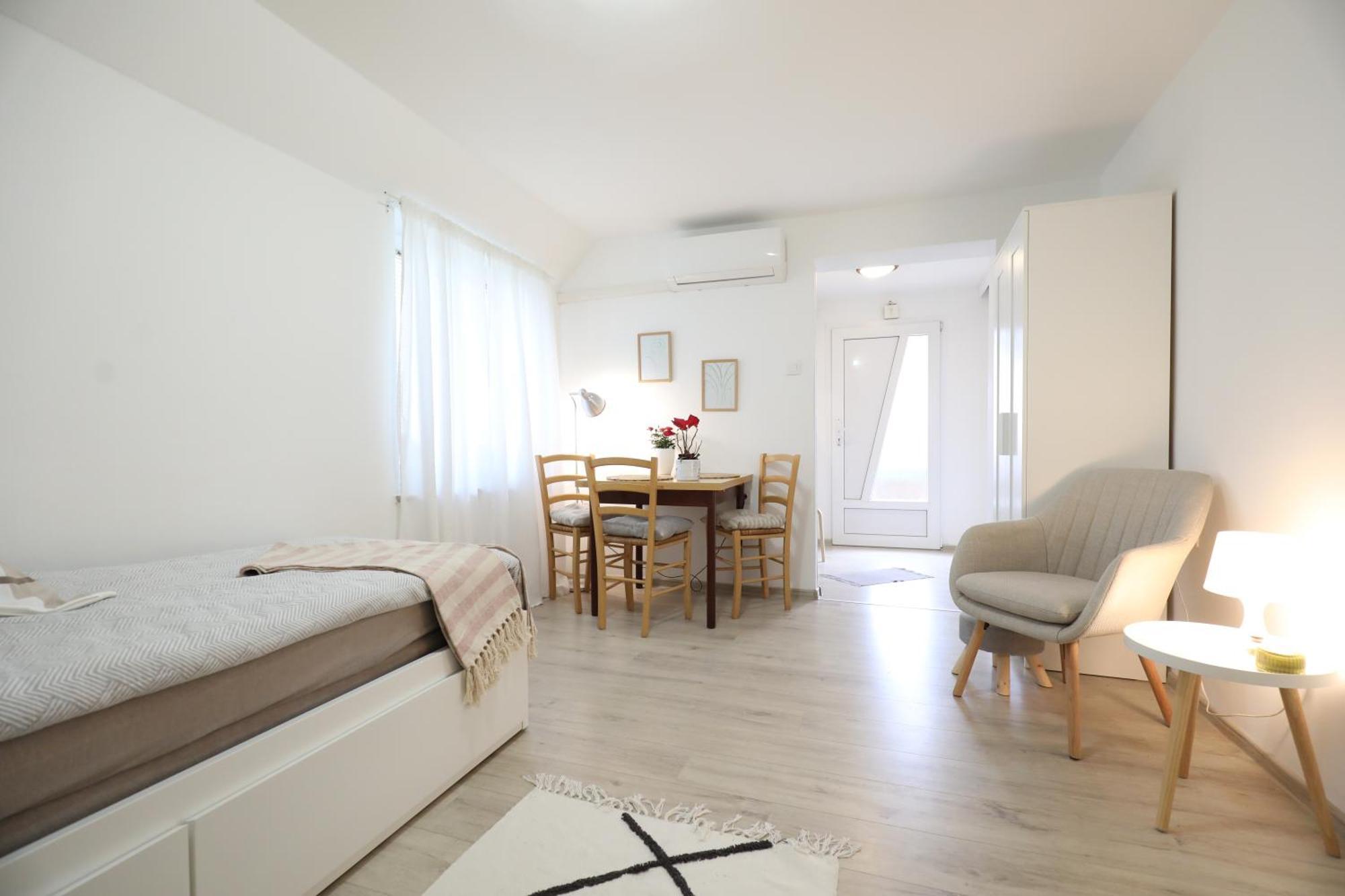 Apartment Mir Pula Eksteriør billede