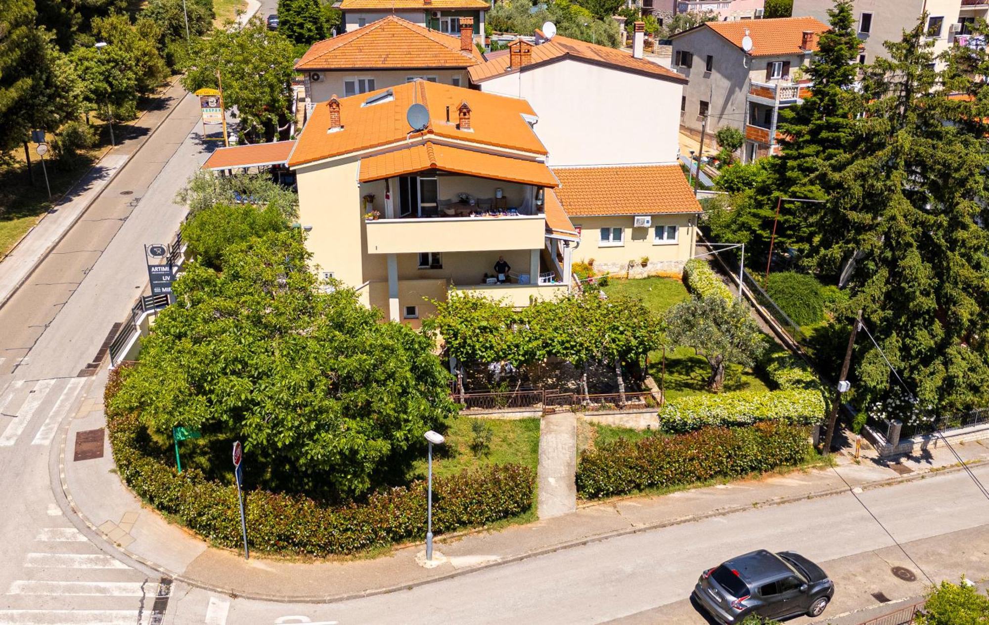 Apartment Mir Pula Eksteriør billede